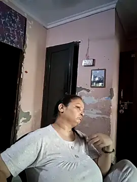 Snapshot of Kavya_kapoor chatting on May 10, 2026, 12:54 pm Kavya kapoor online show from May 10, 2026, 12:54 pm