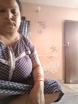 Snapshot of Kavya_kapoor chatting on May 27, 2026, 2:19 am Kavya kapoor online show from May 27, 2026, 2:19 am