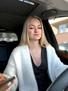 Devill Angel  online show from September 25, 2025, 10:41 am