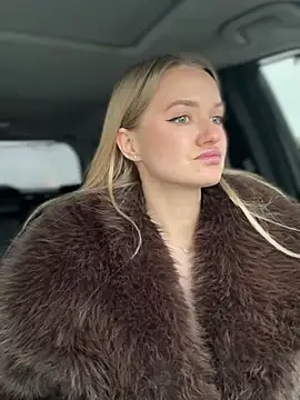 Devill Angel  online show from February 11, 2026, 9:03 am