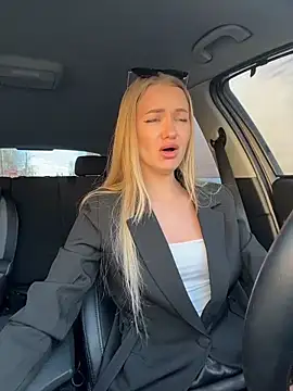 Devill Angel  online show from March 27, 2026, 11:21 am