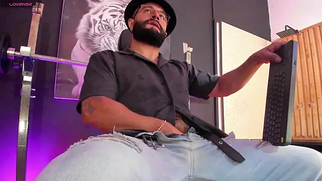 Luke  09 online show from October 27, 2025, 11:47 am