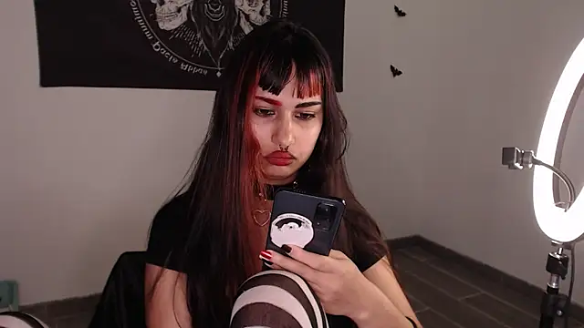 Snapshot of Little-Lucifer chatting on February 8, 2025, 2:47 am Little-Lucifer online show from February 8, 2025, 2:47 am