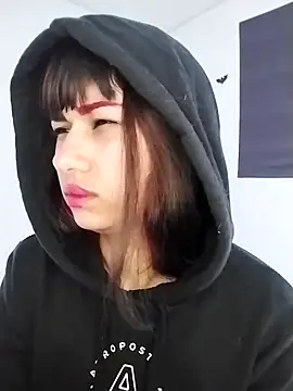 Snapshot of Little-Lucifer chatting on September 28, 2025, 6:24 pm Little-Lucifer online show from September 28, 2025, 6:24 pm