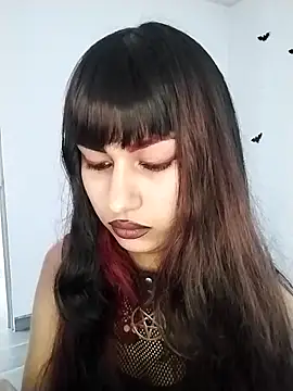 Snapshot of Little-Lucifer chatting on October 4, 2025, 6:39 pm Little-Lucifer online show from October 4, 2025, 6:39 pm