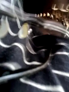 mamakarma1403 online show from March 3, 2025, 9:44 am