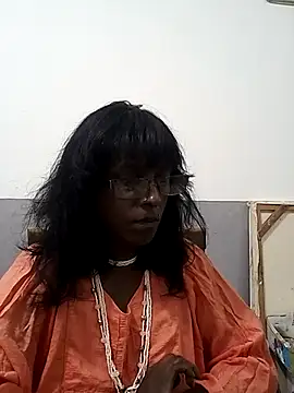 mamakarma1403 online show from March 3, 2025, 3:53 pm