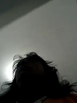 mamakarma1403 online show from March 3, 2025, 11:46 pm