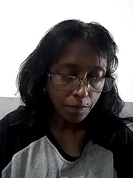 mamakarma1403 online show from March 8, 2025, 12:33 am