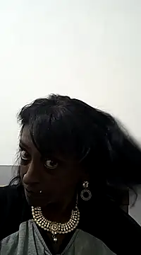 mamakarma1403 online show from March 8, 2025, 11:05 am