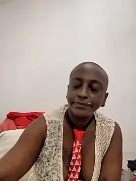 Snapshot of mamakarma1403 chatting on May 1, 2026, 12:26 am mamakarma1403 online show from May 1, 2026, 12:26 am