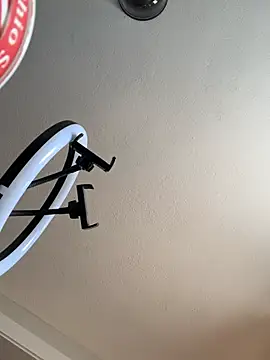 Snapshot of PuckBunny17 chatting on March 18, 2025, 4:59 pm PuckBunny17 online show from March 18, 2025, 4:59 pm