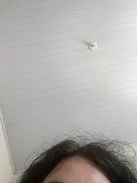 Snapshot of Vih222 chatting on January 8, 2025, 6:52 pm Vih222 online show from January 8, 2025, 6:52 pm