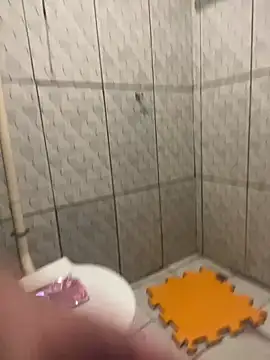 Snapshot of Vih222 chatting on February 13, 2026, 4:08 am Vih222 online show from February 13, 2026, 4:08 am