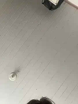 Snapshot of Vih222 chatting on February 20, 2026, 12:05 pm Vih222 online show from February 20, 2026, 12:05 pm