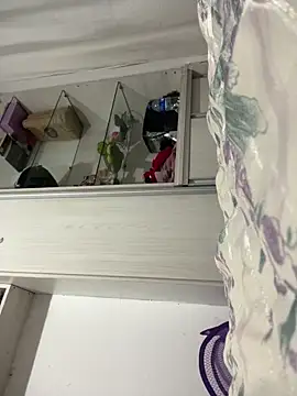 Snapshot of Vih222 chatting on March 5, 2026, 4:08 am Vih222 online show from March 5, 2026, 4:08 am