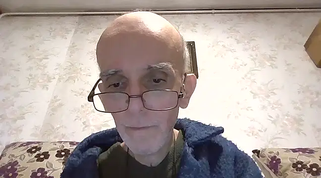 mariusica1xh online show from February 8, 2025, 4:57 am