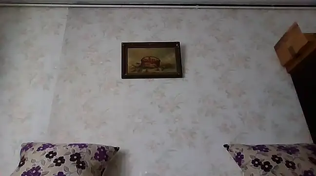 mariusica1xh online show from February 22, 2025, 2:41 pm