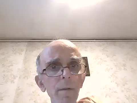 mariusica1xh online show from October 13, 2025, 1:55 pm