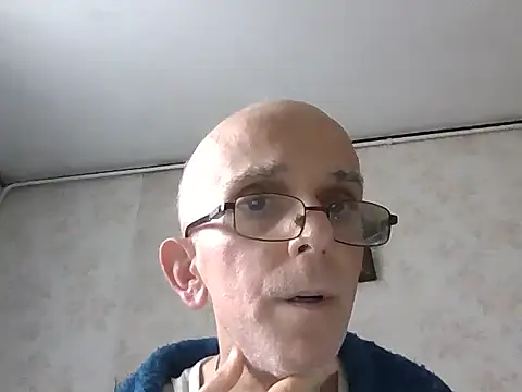 mariusica1xh online show from November 12, 2025, 10:37 am