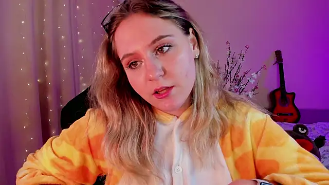 Diana Flower online show from March 13, 2025, 12:13 pm