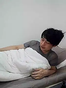 whitebriefboy online show from January 19, 2025, 1:53 am