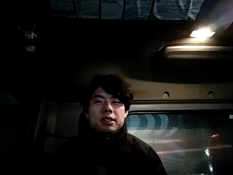 whitebriefboy online show from January 25, 2025, 2:03 pm