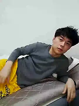 whitebriefboy online show from January 31, 2025, 5:09 am