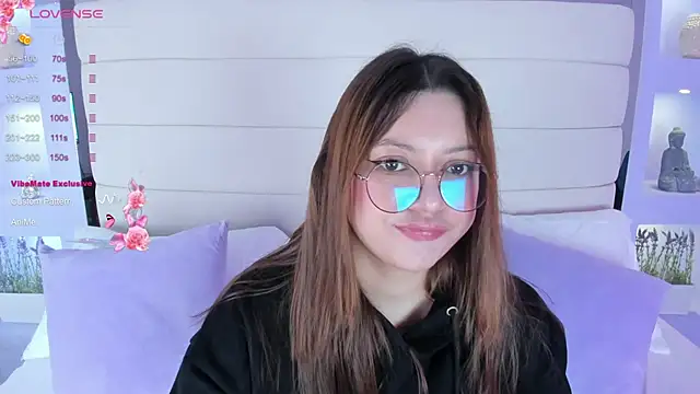 Lanna18 online show from February 25, 2025, 11:52 am