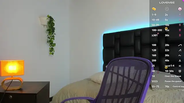 Snapshot of Joe23__ chatting on December 12, 2024, 7:48 pm Joe23 online show from December 12, 2024, 7:48 pm