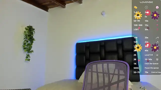 Snapshot of Joe23__ chatting on January 16, 2025, 8:03 pm Joe23 online show from January 16, 2025, 8:03 pm