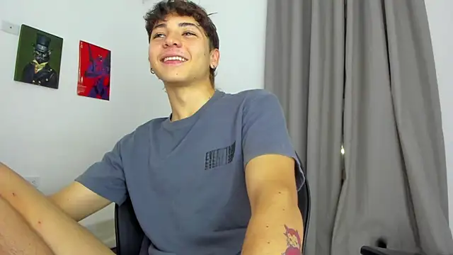 Snapshot of Joe23__ chatting on September 12, 2025, 2:00 am Joe23 online show from September 12, 2025, 2:00 am