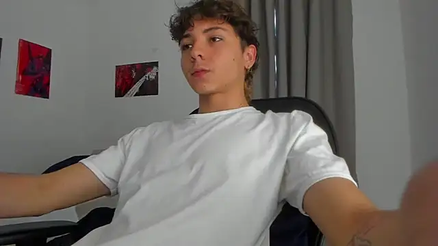 Snapshot of Joe23__ chatting on September 24, 2025, 9:51 pm Joe23 online show from September 24, 2025, 9:51 pm