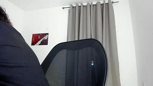 Snapshot of Joe23__ chatting on October 6, 2025, 2:53 am Joe23 online show from October 6, 2025, 2:53 am