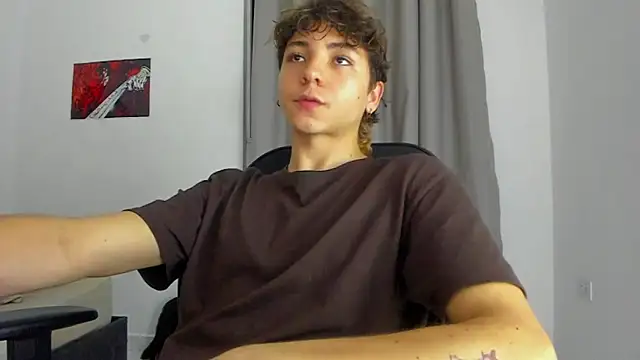 Snapshot of Joe23__ chatting on October 15, 2025, 4:45 am Joe23 online show from October 15, 2025, 4:45 am