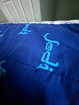 Snapshot of honeymex chatting on September 12, 2025, 10:43 pm honeymex online show from September 12, 2025, 10:43 pm