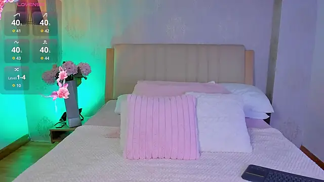 CamilleLynn online show from September 11, 2025, 12:11 am