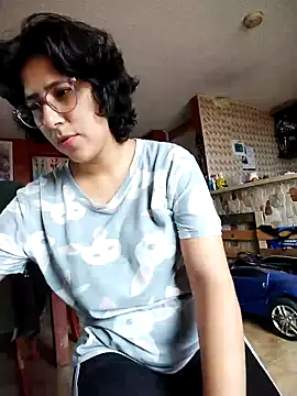 Im Alma  online show from February 4, 2025, 4:39 pm