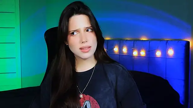 Snapshot of Stacy_Gonzales_ chatting on December 13, 2024, 9:13 am Stacy Gonzales online show from December 13, 2024, 9:13 am