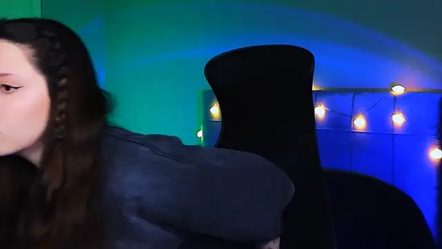 Snapshot of Stacy_Gonzales_ chatting on February 15, 2025, 6:23 am Stacy Gonzales online show from February 15, 2025, 6:23 am