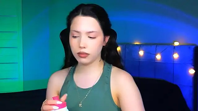 Snapshot of Stacy_Gonzales_ chatting on March 19, 2025, 9:06 am Stacy Gonzales online show from March 19, 2025, 9:06 am