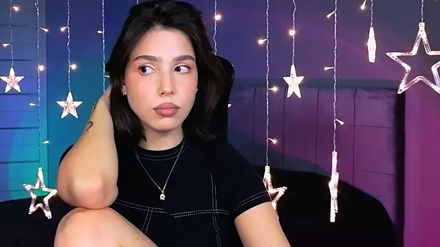 Snapshot of Stacy_Gonzales_ chatting on October 9, 2025, 12:25 pm Stacy Gonzales online show from October 9, 2025, 12:25 pm