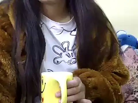 Snapshot of WildRuhi20 chatting on December 7, 2024, 2:31 am WildRuhi20 online show from December 7, 2024, 2:31 am