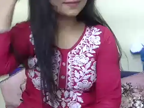 Snapshot of WildRuhi20 chatting on January 9, 2025, 3:26 am WildRuhi20 online show from January 9, 2025, 3:26 am