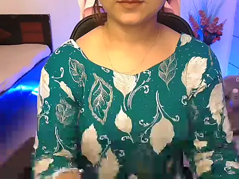 Snapshot of WildRuhi20 chatting on June 12, 2026, 4:55 am WildRuhi20 online show from June 12, 2026, 4:55 am