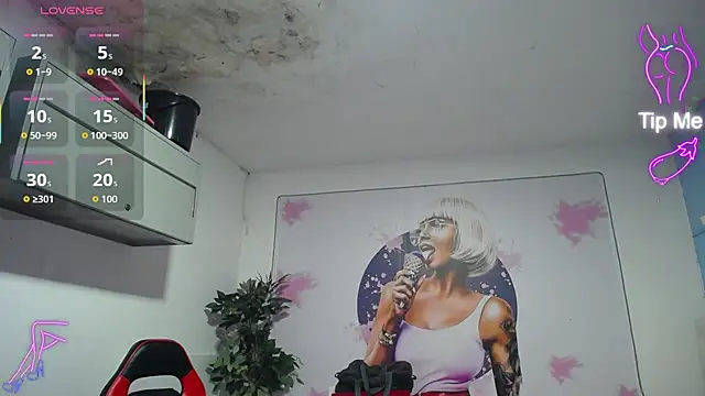 Snapshot of cristal_horny19 chatting on June 26, 2026, 12:04 am cristal horny19 online show from June 26, 2026, 12:04 am