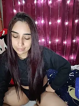 ifeelverywet andhot online show from May 22, 2026, 4:01 pm