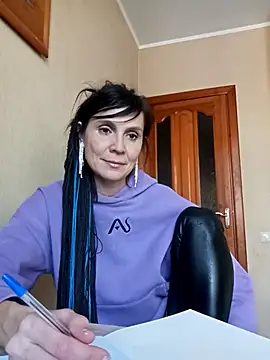 Snapshot of Francenia_lolis chatting on January 17, 2026, 11:48 am Francenia lolis online show from January 17, 2026, 11:48 am