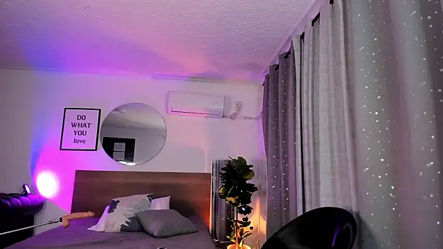 valery yepes online show from February 8, 2025, 3:21 pm