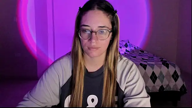 atenas 05  online show from October 12, 2025, 9:30 am